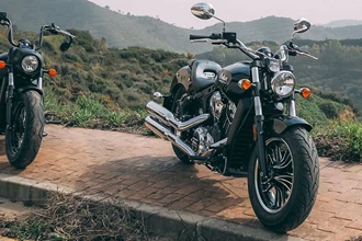 Vergleich: Indian Scout gegen Scout Bobber Twenty 2021 Vergleich: Indian Scout gegen Scout Bobber Twenty 2021