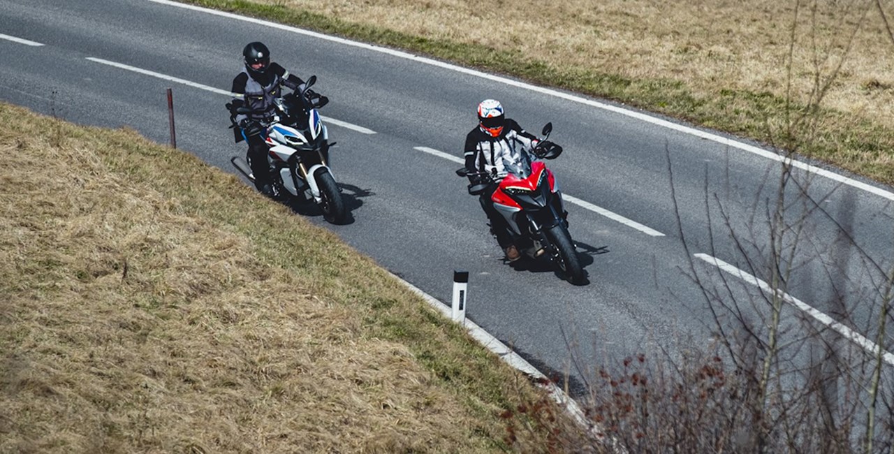 BMW S 1000 XR vs Ducati Multistrada V4 S 2021 Vergleichs-Test