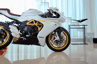 Neue MV Agusta Superveloce S 2021 Neue MV Agusta Superveloce S 2021