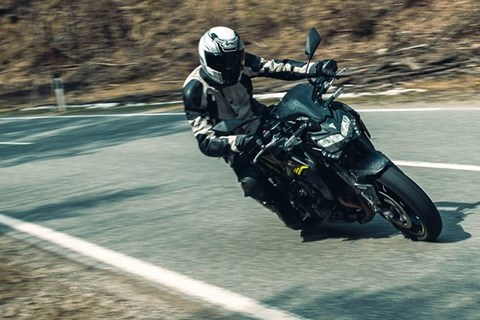 Mittelklasse Naked Bike Vergleich 2021 - Kawasaki Z900 Mittelklasse Naked Bike Vergleich 2021 - Kawasaki Z900