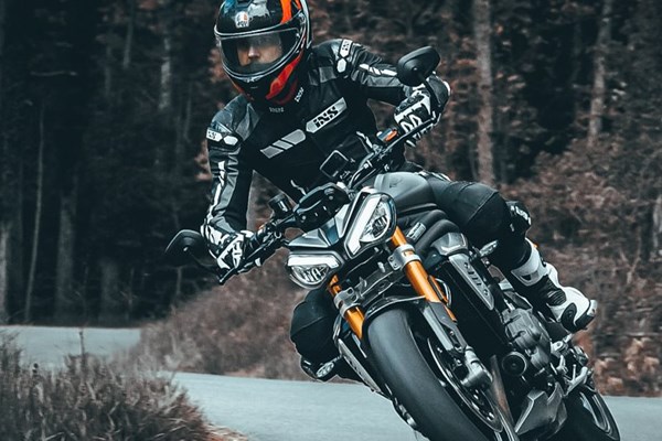 Triumph Speed Triple 1200 RS 2021 Test