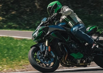 Hyper Naked Bike Vergleich 2021 - Kawasaki Z H2 SE Hyper Naked Bike Vergleich 2021 - Kawasaki Z H2 SE