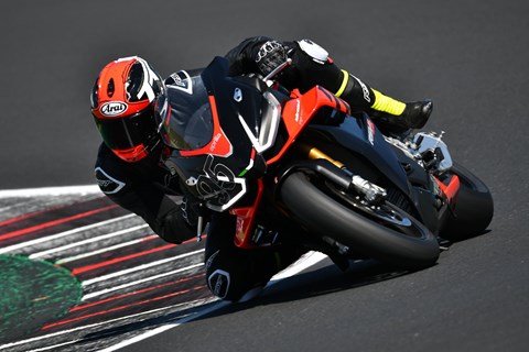 Aprilia RSV4 Factory 2021