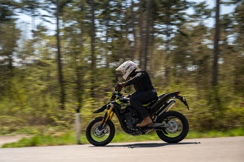 A1-Supermoto in Action - Online Bestia 125 Test 2021 A1-Supermoto in Action - Online Bestia 125 Test 2021