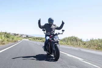 Triumph Speed Twin 2021 - Erster Test der erneuerten Schönheit  Triumph Speed Twin 2021 - Erster Test der erneuerten Schönheit