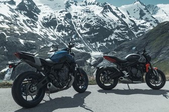 Triumph Trident 660 und Yamaha MT-07 2021 im Vergleich Triumph Trident 660 und Yamaha MT-07 2021 im Vergleich