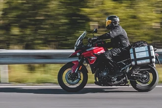 Triumph Tiger 900 GT Pro 2000 km Reisetest: Reiseenduro-Vergleich Triumph Tiger 900 GT Pro 2000 km Reisetest: Reiseenduro-Vergleich