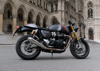 Triumph Thruxton RS 2021 - Gentlemen Racer im Test Triumph Thruxton RS 2021 - Gentlemen Racer im Test
