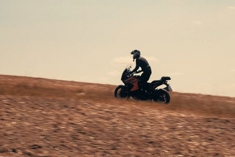 KTM 1290 Super Adventure S im großen Reiseenduro-Vergleich