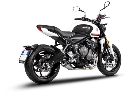 Triumph Trident 660 mit Zard Full Kit 3-1 Auspuff