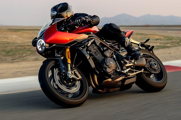 Triumph Speed Triple 1200 RR 2022