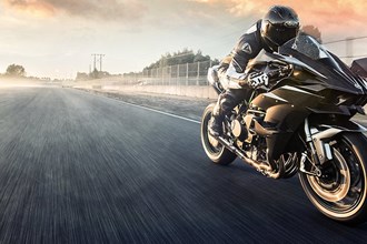 400 km/h Spitze, 326 PS - Kawasaki Ninja H2R 2022 bestellbar 400 km/h Spitze, 326 PS - Kawasaki Ninja H2R 2022 bestellbar