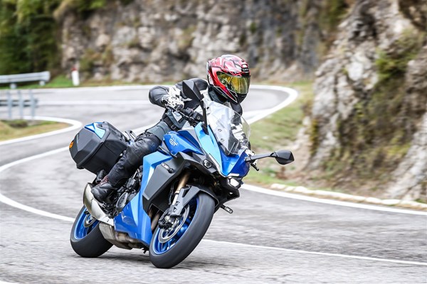 Suzuki GSX-S 1000 GT 2022 - erster Test auf der Landstraße