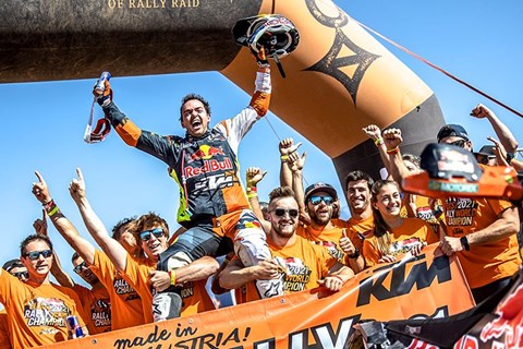 Matthias Walkner ist FIM Cross-Country Rallies Weltmeister 2021!