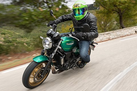 Kawasaki Z650RS Test 2021