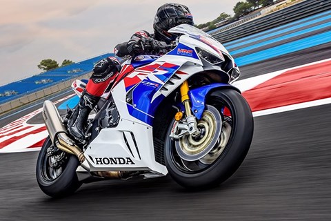 Honda CBR1000RR-R Fireblade und Fireblade SP 2022