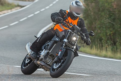 KTM 990 Duke 2024 Erlkönig gesichtet