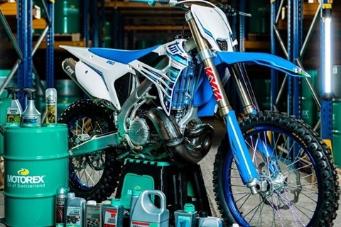 Motorex wird neuer Schmierstoffpartner von TM Racing!