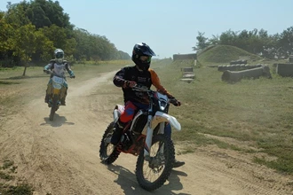 Motocross Verleih: Fahranfänger-Trainings mit Gangschaltung! Motocross Verleih: Fahranfänger-Trainings mit Gangschaltung!