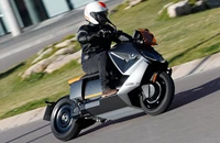 Testbericht BMW CE 04 - Vorschaubild BMW CE 04