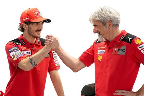 Francesco Bagnaia bis 2024 im Ducati MotoGP Team Francesco Bagnaia bis 2024 im Ducati MotoGP Team