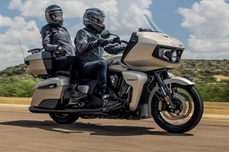 Indian Pursuit Limited und Dark Horse 2022 Indian Pursuit Limited und Dark Horse 2022