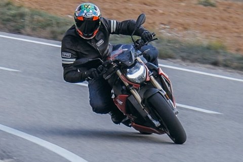 Continental ContiRoadAttack 4 Test 2022