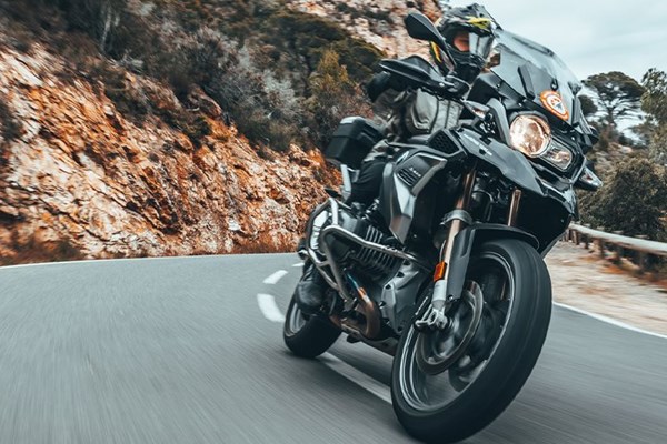 Michelin Road 6 / Road 6 GT 2022