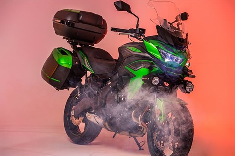 Altes Rezept, moderne Features - Kawasaki Versys 650 2022