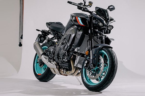 Yamaha MT-10 2022 - Hyper-Naked und trotzdem komfortabel!