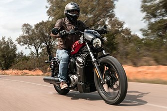 Erster Test der Harley-Davidson Nightster Erster Test der Harley-Davidson Nightster