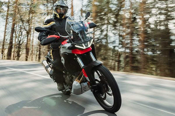 Die neue Aprilia Tuareg 660 im Alltags-Test