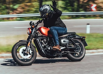 Hyosung GV125 S Aquila Bobber-Test 2022 Hyosung GV125 S Aquila Bobber-Test 2022