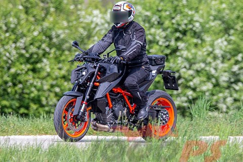KTM 1290 Super Duke R Erlkönig 2023 gesichtet
