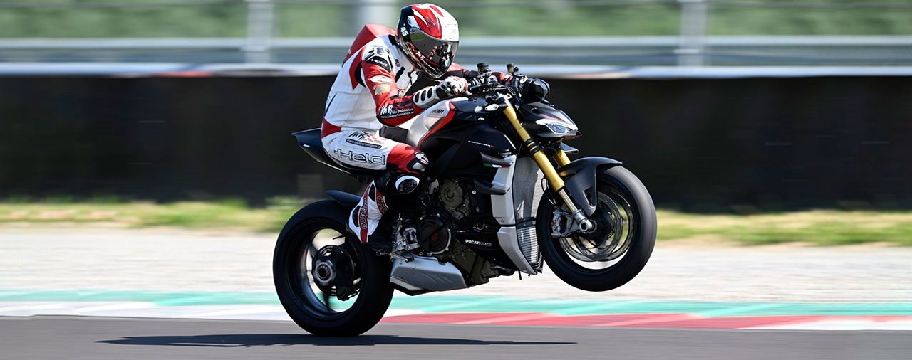 Ducati Streetfighter V4 SP 2022 Test