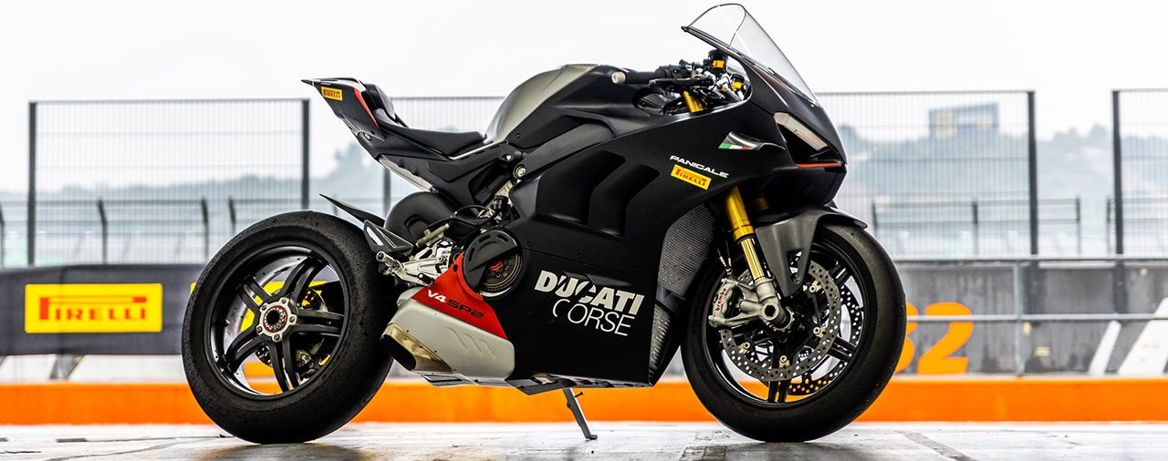 Ducati Panigale V4 SP2 Test beim Masterbike Vergleich 2022