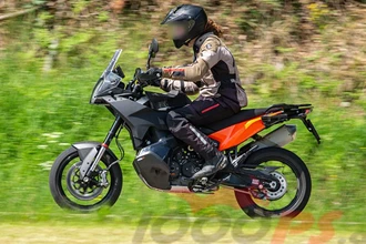 Erste Fahrbilder vom KTM 890 Adventure S Erlkönig! Erste Fahrbilder vom KTM 890 Adventure S Erlkönig!