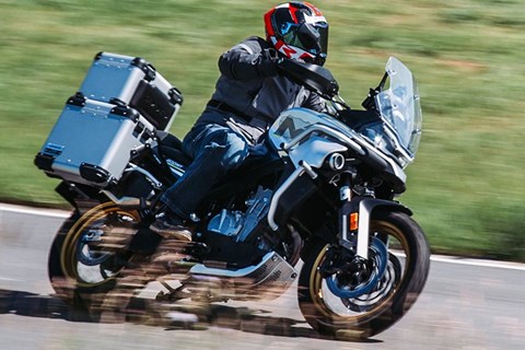 CFMOTO 800MT Test 2022