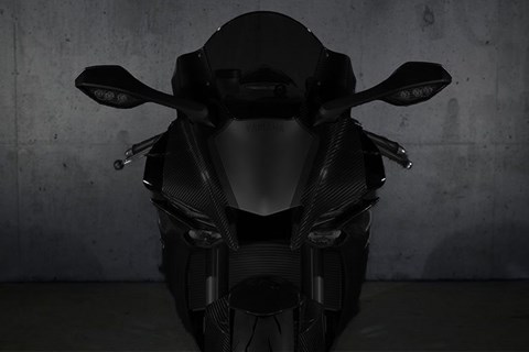 Neue Yamaha R1 für 2023? Offizielle Dokumente deuten das an!