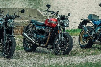Retro Bikes von Kawasaki, Triumph und Yamaha im Vergleich Retro Bikes von Kawasaki, Triumph und Yamaha im Vergleich