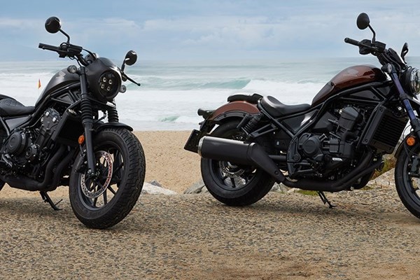 Honda Rebel 500 und Rebel 1100 Vergleich