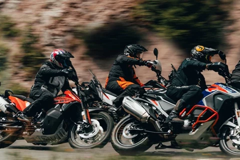 Die KTM Adventure-Reihe: 5 Reiseenduros 2022 im Test Die KTM Adventure-Reihe: 5 Reiseenduros 2022 im Test