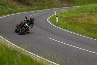 Kawasaki Z 900 SE im Test auf der Landstraße Kawasaki Z 900 SE im Test auf der Landstraße