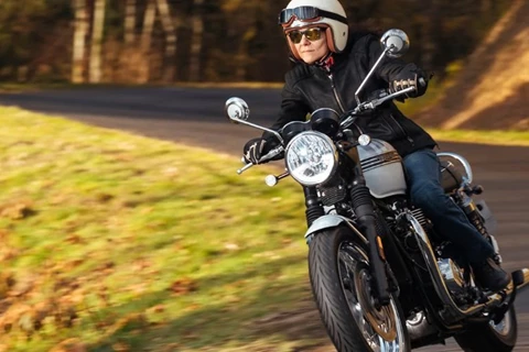 Die 10 meistverkauften Motorräder der Schweiz - 1. Halbjahr 2022 Die 10 meistverkauften Motorräder der Schweiz - 1. Halbjahr 2022