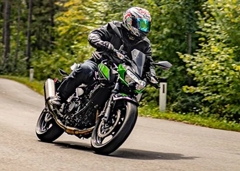 Kawasaki Z400 Test 2022 - kann das A2 Naked Bike überzeugen? Kawasaki Z400 Test 2022 - kann das A2 Naked Bike überzeugen?