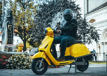 Kumpan 54i:mpulse Elektroroller Test 2022