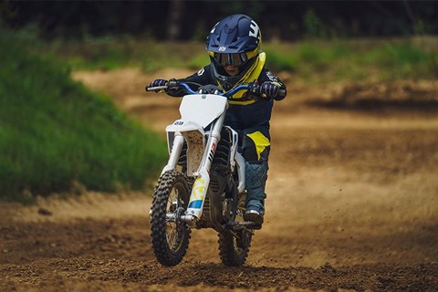 Husqvarnas Elektro Mini-Motocross Modelle 2023 für Kinder