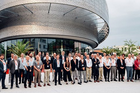 Austauschbare Batterien bald zwischen allen Motorradherstellern?