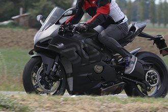 Ducati Panigale V4 Tribute Prototyp 2023 Ducati Panigale V4 Tribute Prototyp 2023