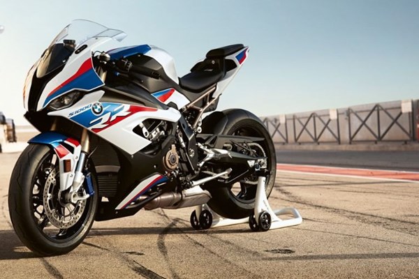 Der Reihen-Vierzylinder im Motorrad - Vorteile & Nachteile!